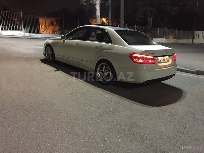 Mercedes E 350 2011, 85,558 km - 3.5 l - Bakı