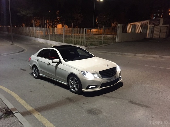Mercedes E 350 2011, 85,558 km - 3.5 l - Bakı