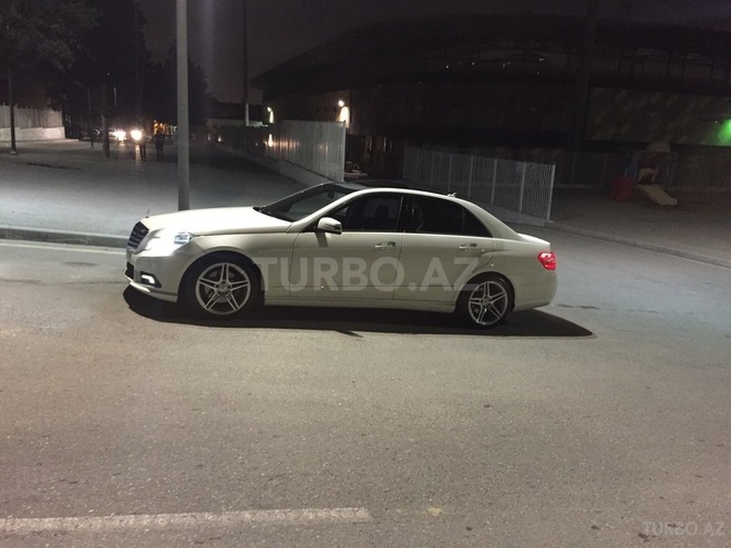 Mercedes E 350 2011, 85,558 km - 3.5 l - Bakı