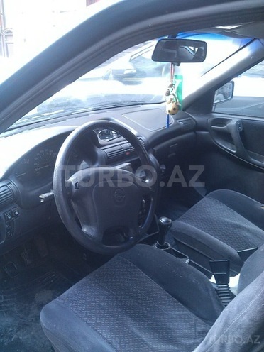 Opel Astra 1997, 320,000 km - 1.6 л - Bakı