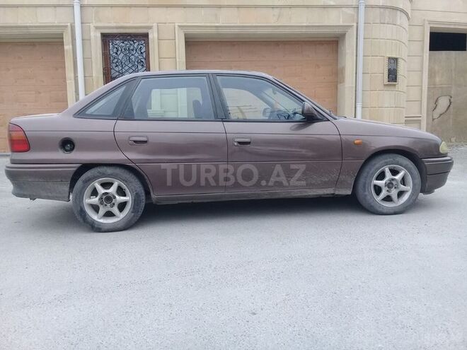 Opel Astra 1998, 2,340,000 km - 1.4 l - Bakı