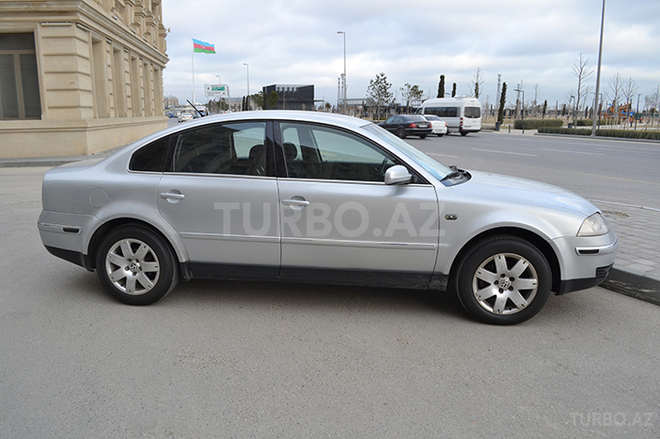 Volkswagen Passat 2001, 250,000 km - 1.8 l - Bakı