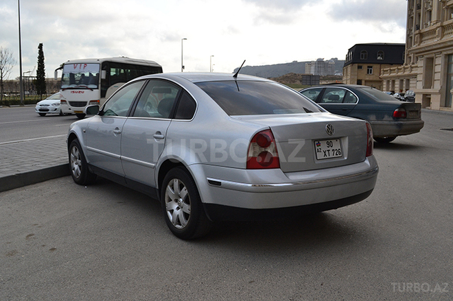 Volkswagen Passat 2001, 250,000 km - 1.8 l - Bakı