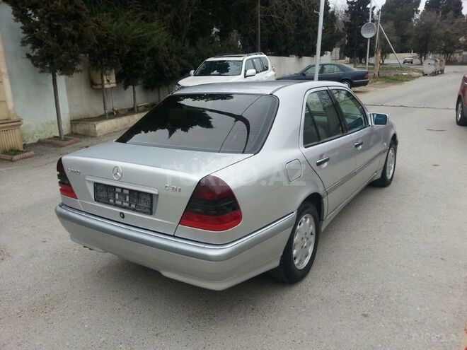 Mercedes C 220 1998, 265,400 km - 2.2 l - Bakı