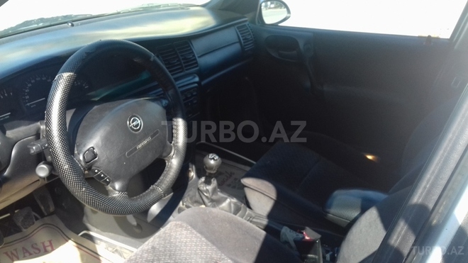 Opel Vectra 1998, 210,000 km - 1.8 л - Sumqayıt