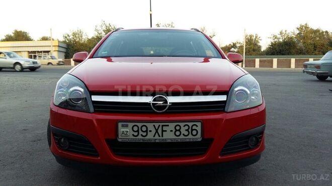 Opel Astra 2006, 240,000 km - 1.6 l - Qəbələ