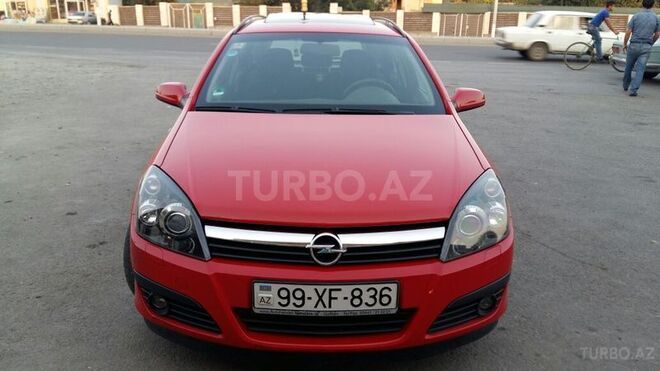 Opel Astra 2006, 240,000 km - 1.6 l - Qəbələ