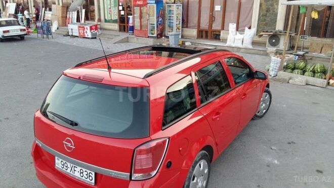 Opel Astra 2006, 240,000 km - 1.6 l - Qəbələ