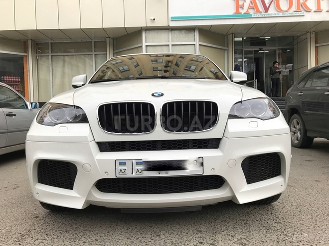 BMW X6 M 2011, 74,000 km - 4.4 l - Bakı