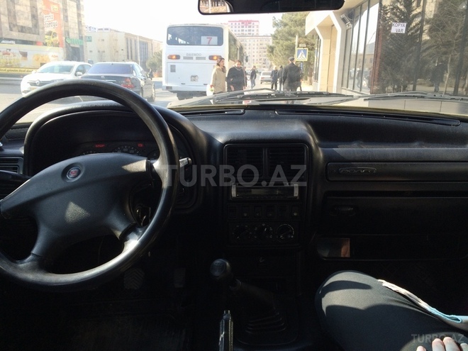 GAZ 31105 2004, 246,000 km - 2.4 l - Sumqayıt