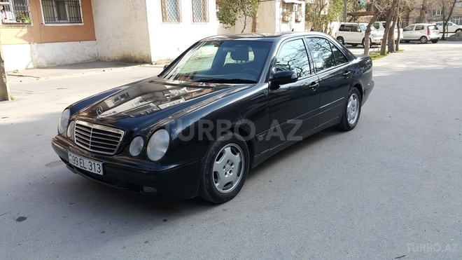 Mercedes E 200 1999, 287,500 km - 2.0 l - Bakı