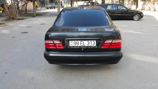 Mercedes E 200 1999, 287,500 km - 2.0 l - Bakı