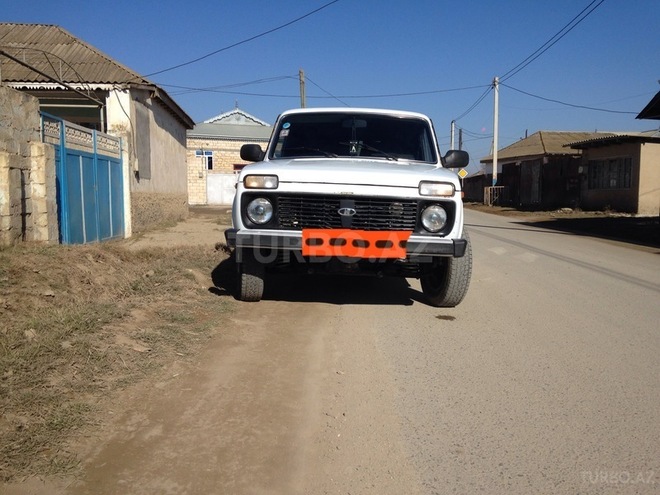 LADA (VAZ) Niva 1997, 180,000 km - 1.7 л - Sabirabad