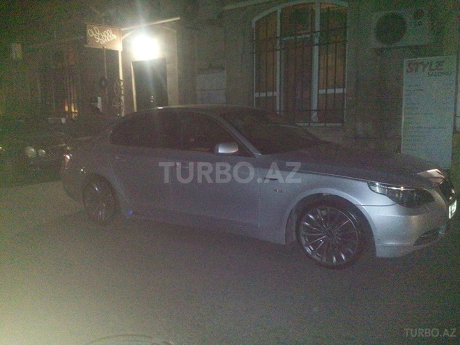 BMW 525 2005, 123,000 km - 2.5 l - Bakı