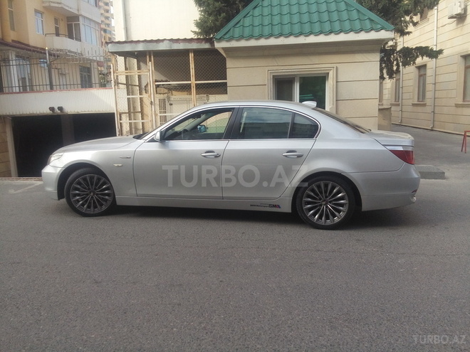 BMW 525 2005, 123,000 km - 2.5 l - Bakı