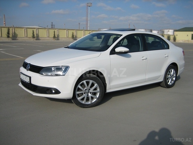 Volkswagen Jetta 2013, 52,600 km - 2.0 l - Bakı