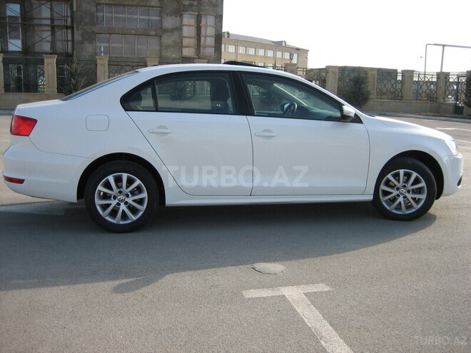 Volkswagen Jetta 2013, 52,600 km - 2.0 l - Bakı