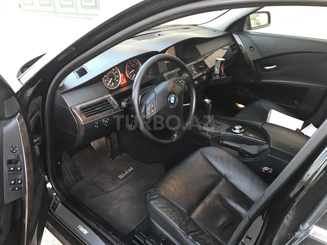 BMW 525 2004, 244,000 km - 2.5 л - Bakı
