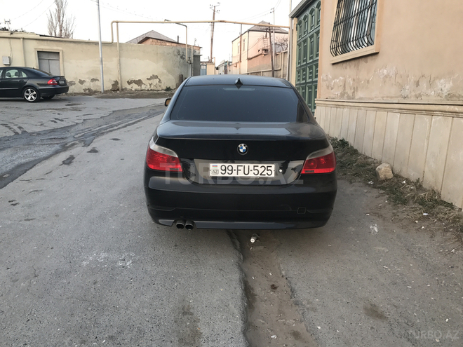 BMW 525 2004, 244,000 km - 2.5 л - Bakı