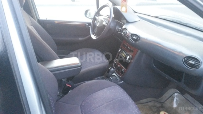 Mercedes A 160 2002, 110,000 km - 1.6 l - Bakı