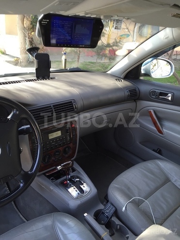 Volkswagen Passat 2004, 180,000 km - 1.8 l - Bakı