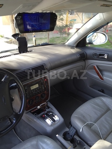 Volkswagen Passat 2004, 180,000 km - 1.8 l - Bakı