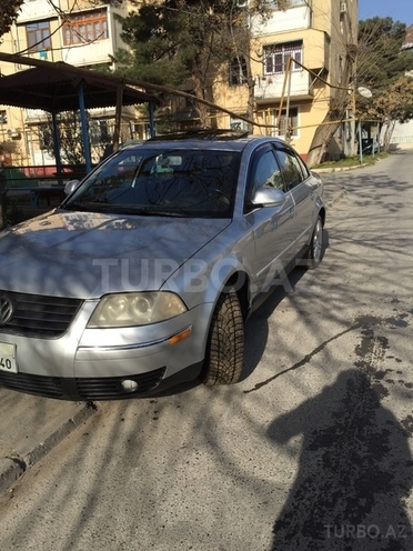 Volkswagen Passat 2004, 180,000 km - 1.8 l - Bakı