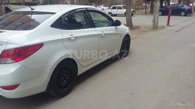 Hyundai Accent 2013, 123,630 km - 1.6 l - Bakı