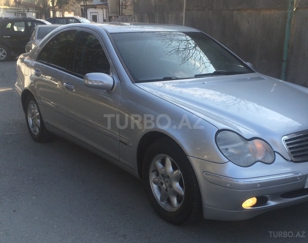 Mercedes C 200 2001, 247,000 km - 2.0 л - Bakı