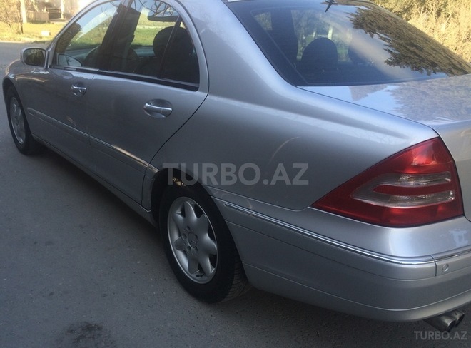 Mercedes C 200 2001, 247,000 km - 2.0 л - Bakı