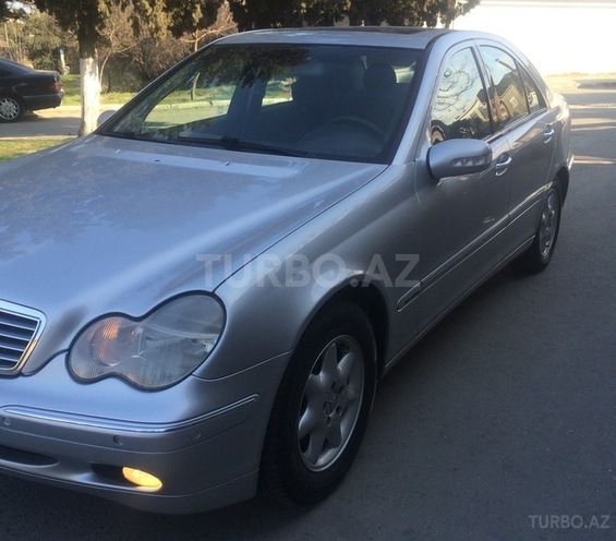 Mercedes C 200 2001, 247,000 km - 2.0 л - Bakı