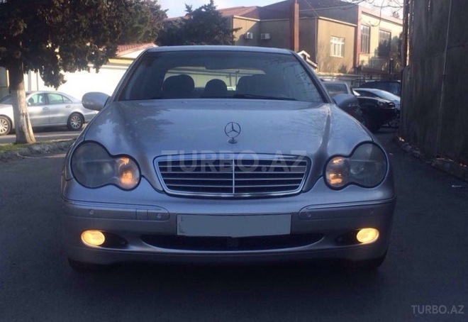 Mercedes C 200 2001, 247,000 km - 2.0 л - Bakı