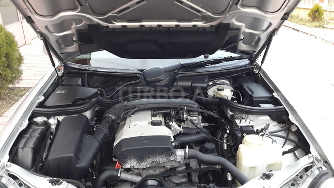 Mercedes E 200 1999, 144,000 km - 2.0 l - Bakı