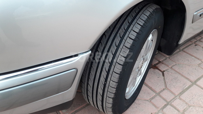 Mercedes E 200 1999, 144,000 km - 2.0 l - Bakı
