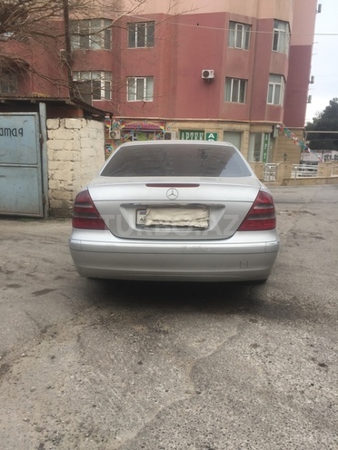 Mercedes E 220 2002, 354,357 km - 1.7 l - Bakı