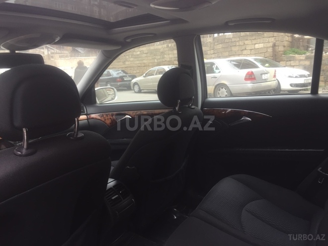 Mercedes E 220 2002, 354,357 km - 1.7 l - Bakı