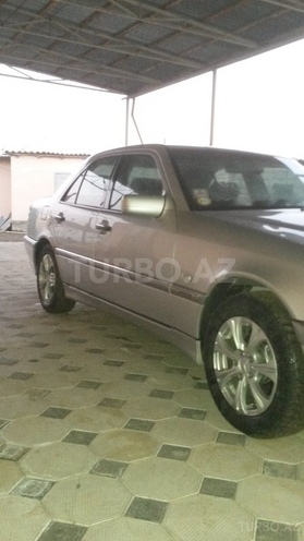 Mercedes C 180 1999, 214,700 km - 1.8 l - Biləsuvar
