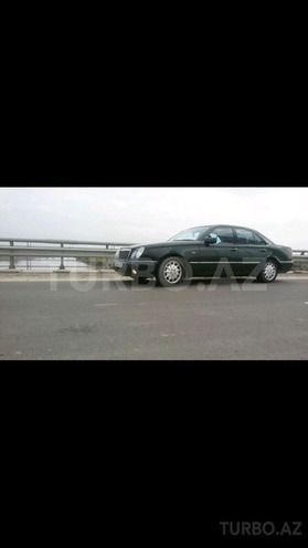 Mercedes E 280 1998, 250,000 km - 2.8 л - Salyan