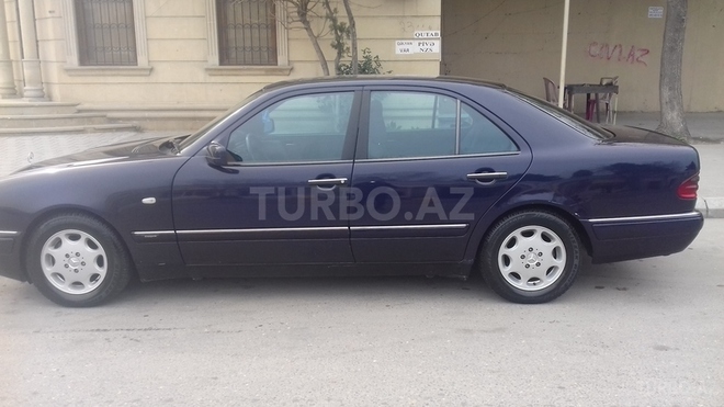 Mercedes E 220 1998, 300,000 km - 0.2 л - Bakı