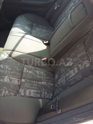 Mercedes E 240 1999, 285,000 km - 2.4 l - Sumqayıt