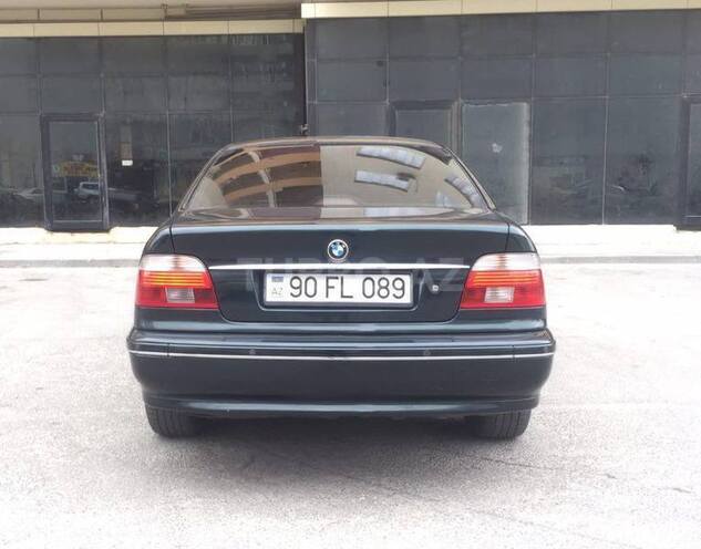 BMW 525 2002, 261,000 km - 2.5 l - Bakı