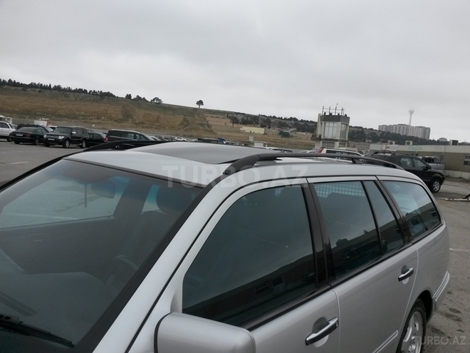 Mercedes E 240 1998, 156,700 km - 2.4 l - Bakı