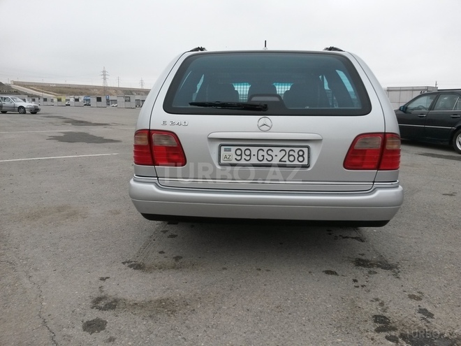 Mercedes E 240 1998, 156,700 km - 2.4 l - Bakı
