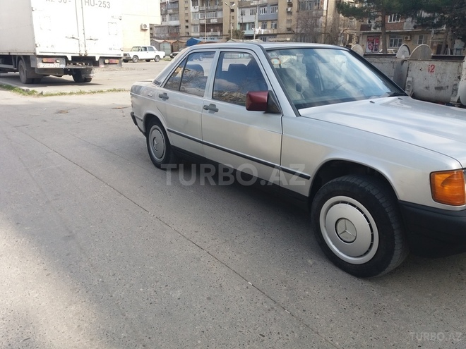 Mercedes 190 1986, 248,000 km - 2.5 l - Bakı