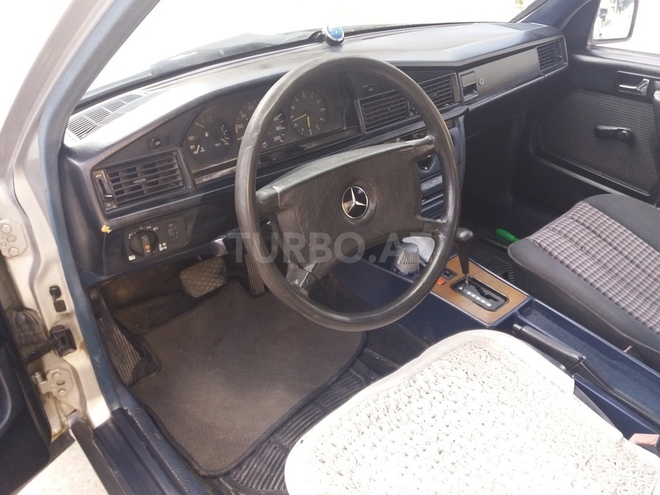Mercedes 190 1986, 248,000 km - 2.5 l - Bakı