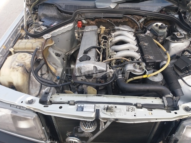 Mercedes 190 1986, 248,000 km - 2.5 l - Bakı