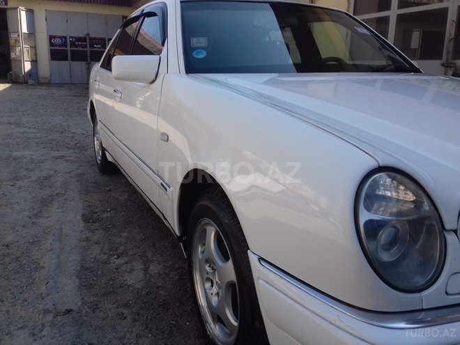 Mercedes E 300 1995, 400,000 km - 3.0 l - Bakı