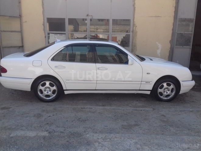Mercedes E 300 1995, 400,000 km - 3.0 l - Bakı