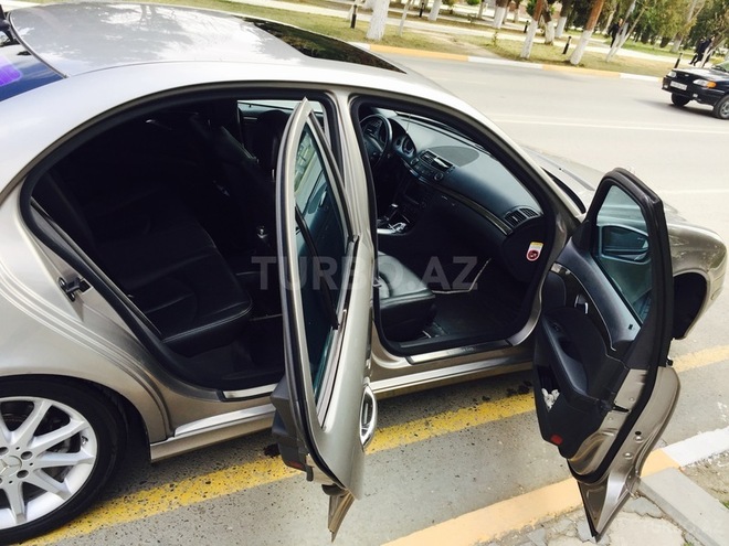 Mercedes E 280 2005, 210,000 km - 3.0 л - Şirvan