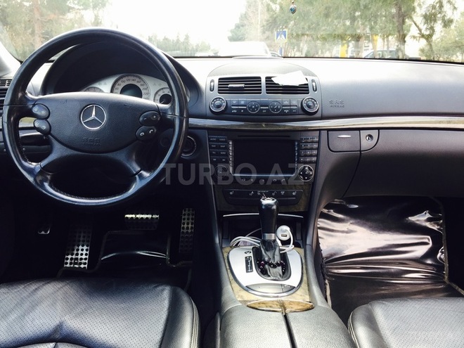 Mercedes E 280 2005, 210,000 km - 3.0 л - Şirvan